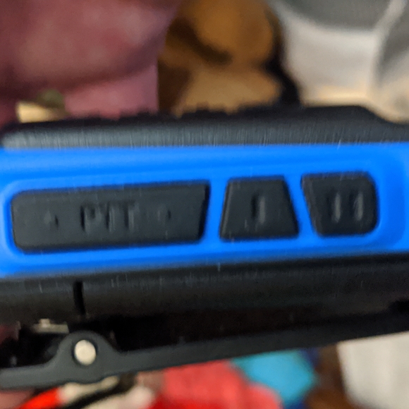 Arcshell AR-6 blue pair walkie talkies w/charging cord - Picture 8 of 9